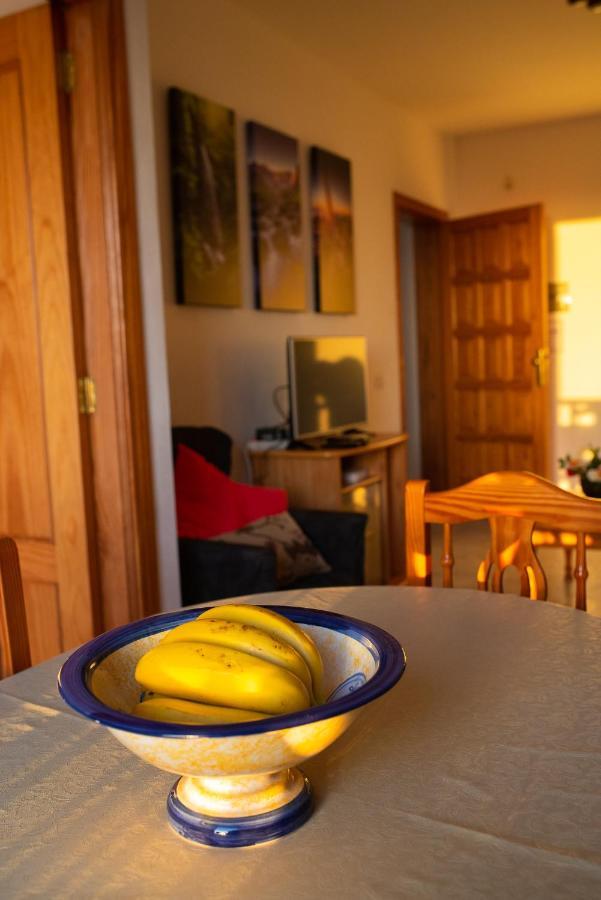 Apartamentos Leomar II Los Llanos De Aridane Extérieur photo