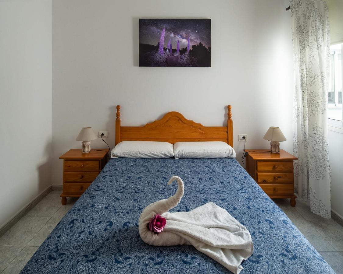 Apartamentos Leomar II Los Llanos De Aridane Extérieur photo