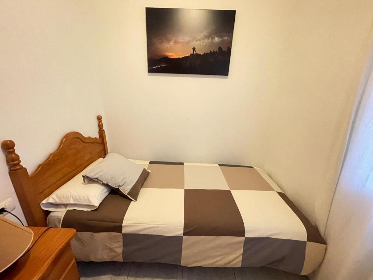 Apartamentos Leomar II Los Llanos De Aridane Extérieur photo