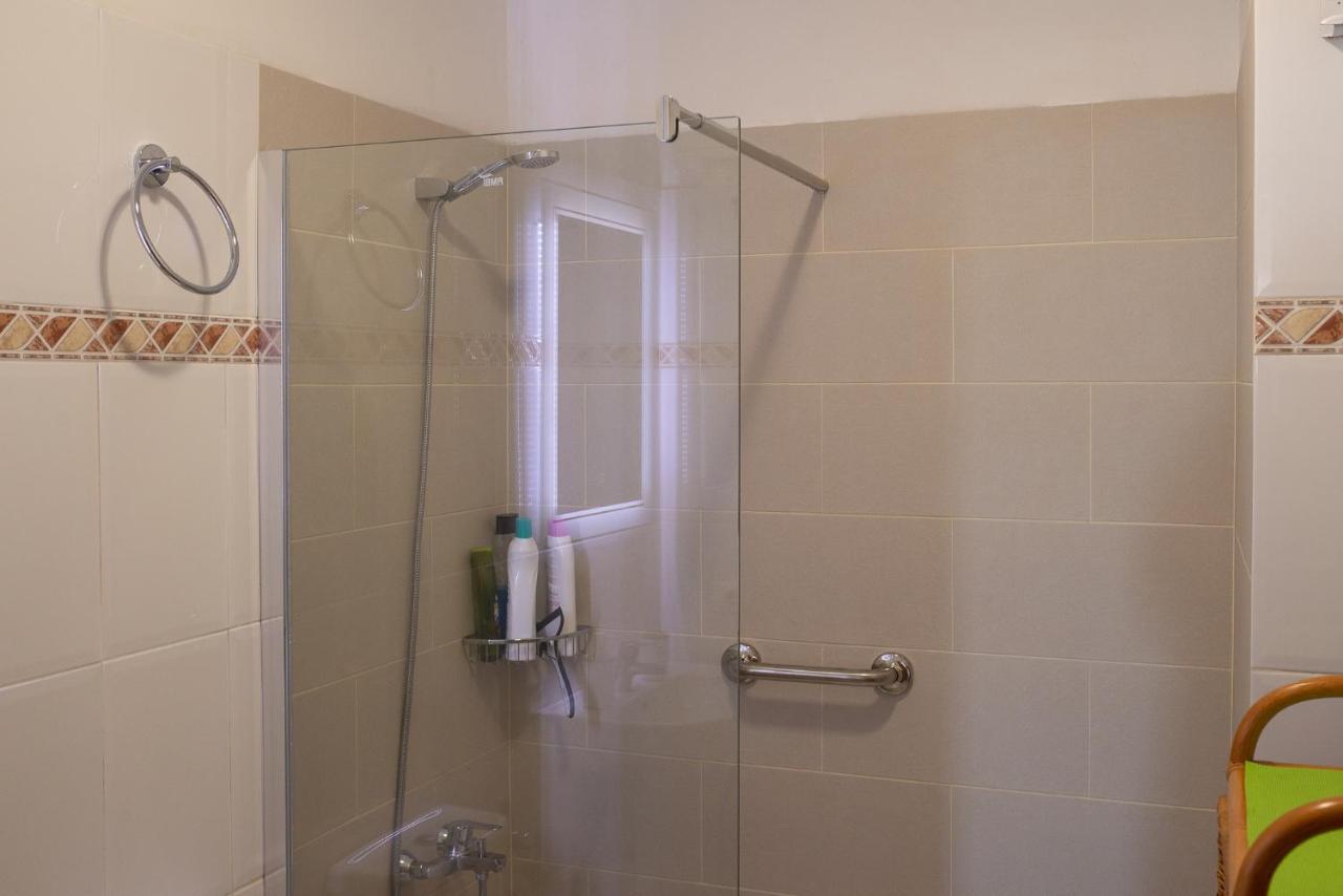 Apartamentos Leomar II Los Llanos De Aridane Extérieur photo